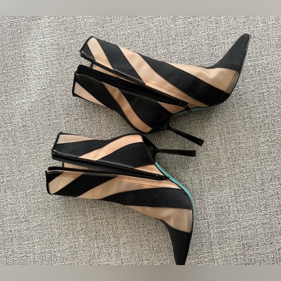 Betsey Johnson Black and Nude Boots - Picture 5 of 10